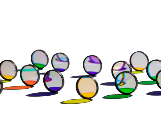 Conception et production de films minces pour applications scientifiques, industrielles et aérospatiales